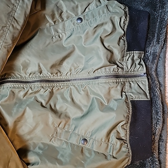Express Men's Bomber Jacket In EUC - Picture 4 of 7